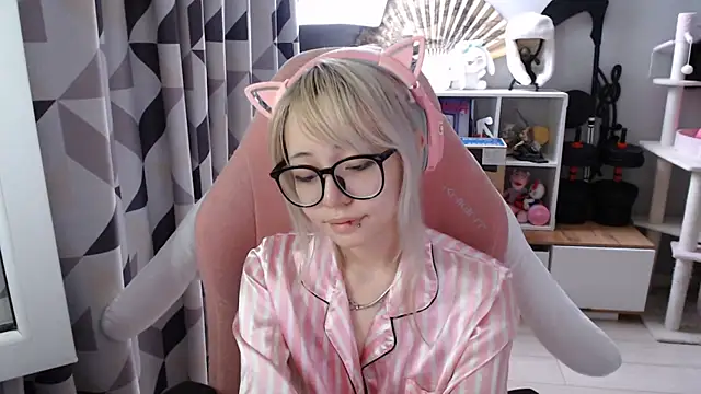 SaxonDibs webcam