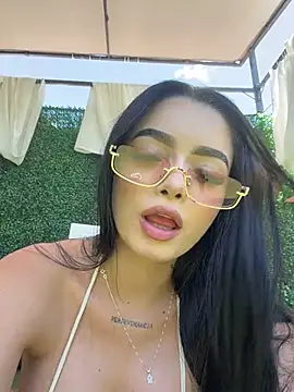 BustyAngelXXX webcam