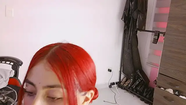 selene_red_