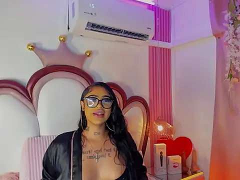 Mia_Jansen webcam
