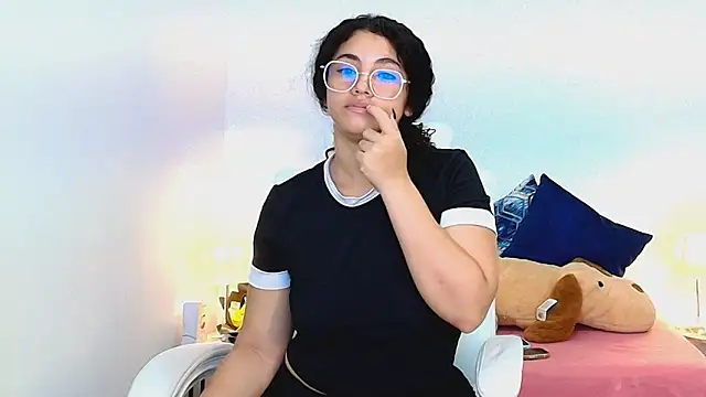 Isabella_Sophia19 webcam