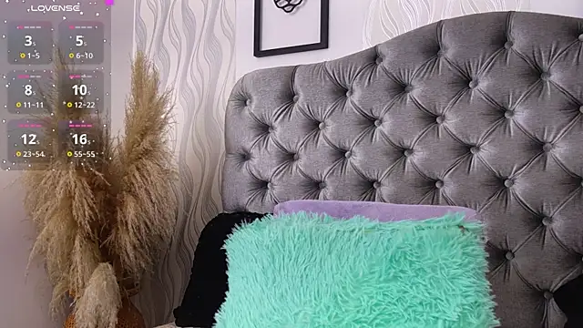 katt_eyes__ webcam