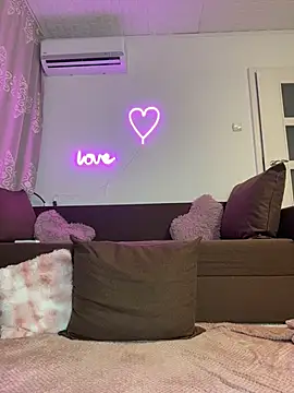 Sabrinedivinee webcam
