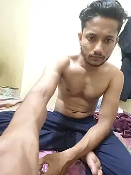 Indiandaddy11 live cam on StripChat