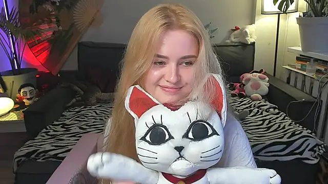 Alexa_Pirs webcam