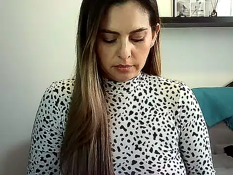 Valery__Rouse_ webcam