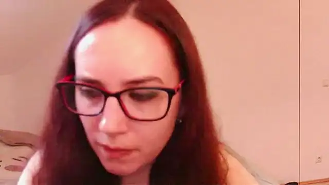 EmilyHotAngel webcam