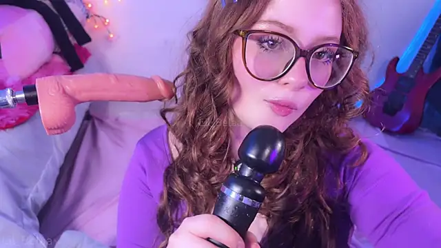 Lil_Belaa webcam