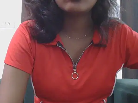 Diana_Penty webcam