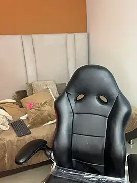 Mia_boobs24 webcam