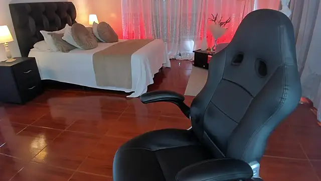 _MaddisonFox_ webcam