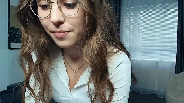ArianaLeos webcam