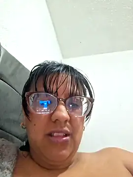 ZaidaWet webcam