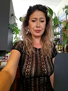 CelynaRoss webcam