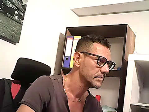 mastercharisma35 webcam