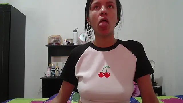 nathaly_jones_ live cam on StripChat