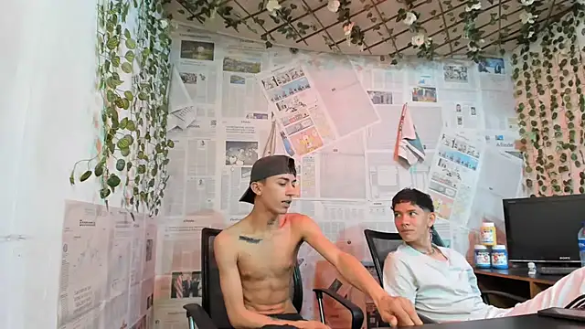 heyy_noah11 Live Web Cam Show