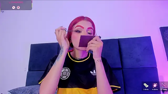 april_jones05