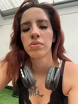 elodie_rouge webcam