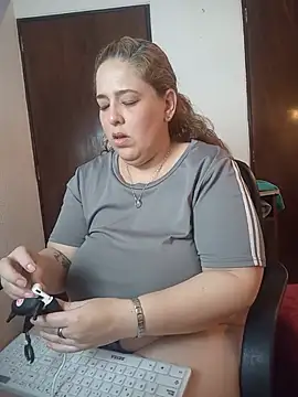 Kataleyamilf69_ webcam