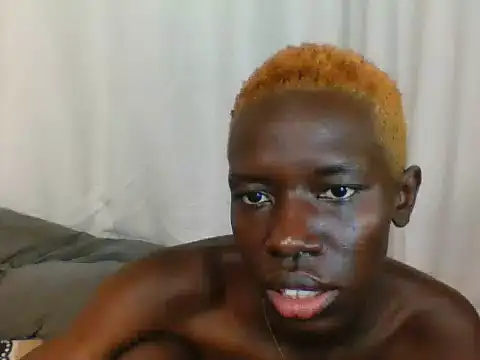 Goldy_petite webcam
