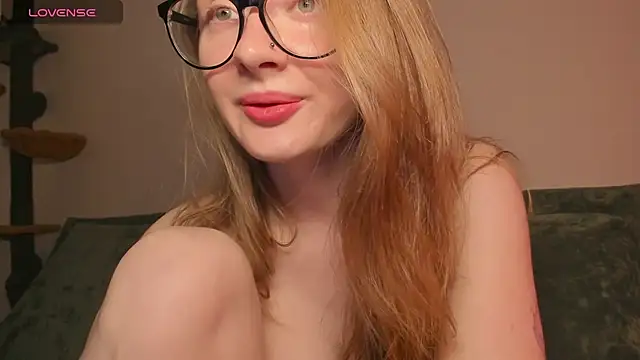 mollytuck webcam