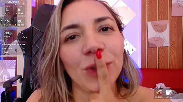 milfsecret69 webcam