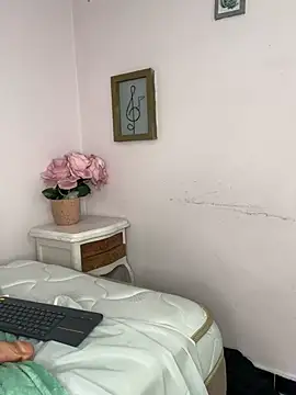 Selenee23 webcam