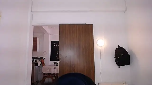 yselahot live cam on StripChat