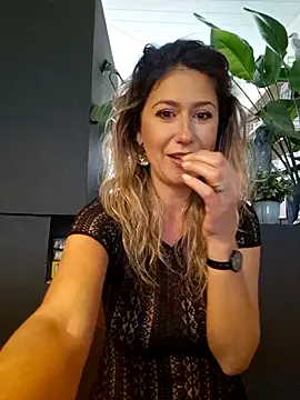 CelynaRoss Live Web Cam Show