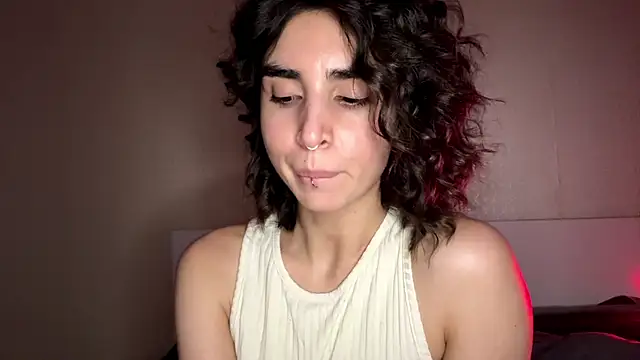 JessiaRuezga live cam on StripChat