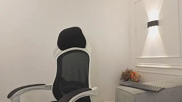 valeriavg - Valeriavg's free webcam - UK Sex Cams
