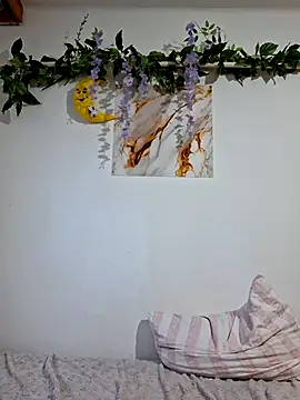 Nika_aa live cam on StripChat