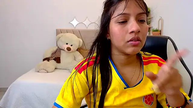 zara_cute webcam