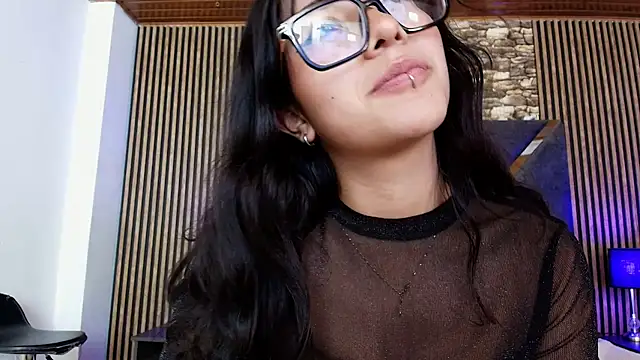 Amy_channel webcam