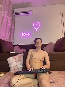 Sabrinedivinee webcam