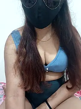 Aarti909090 webcam