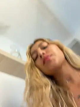 amanda-medrano1 webcam