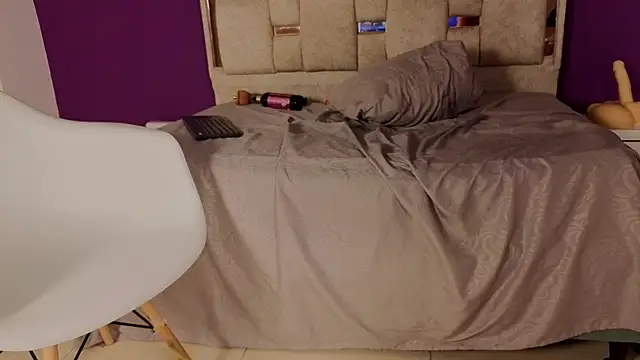 emilyy_cooperr webcam