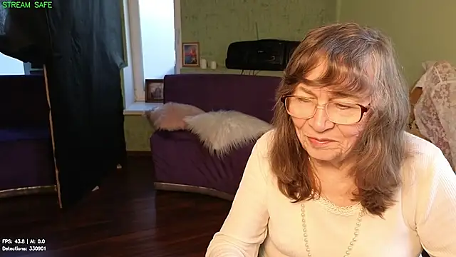 Betty_Brick webcam