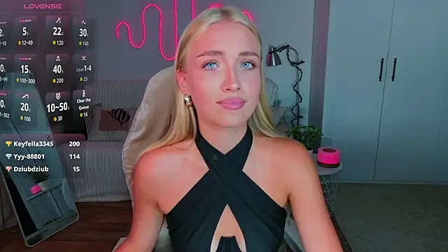 TessaGrays webcam