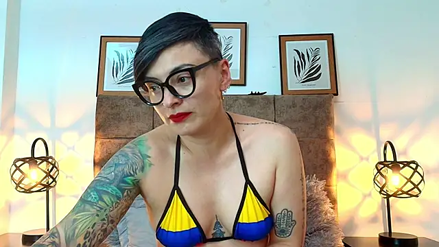 kat_paradise webcam
