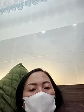 Baby-loveass69 webcam