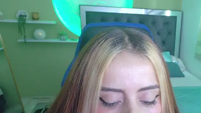 ariah_cute