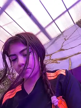 kira_ec webcam