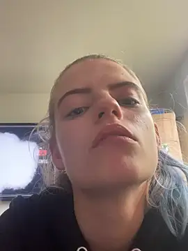 Lola_Luv webcam