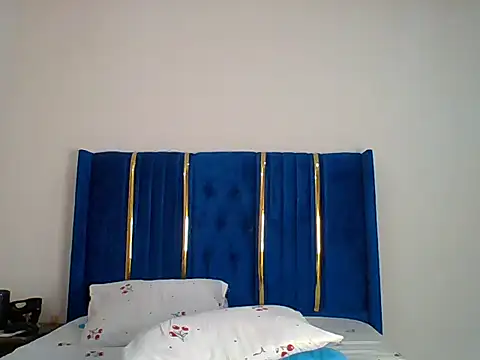 jay-ezike webcam