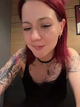 LillyBae webcam