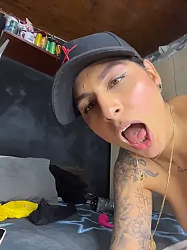 charlotte_stevenss_ webcam