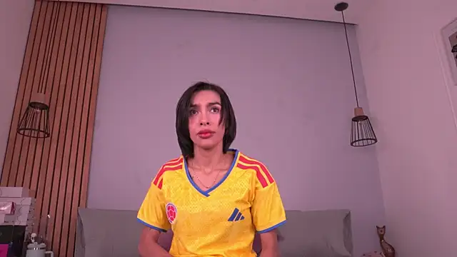 mia-reeves webcam